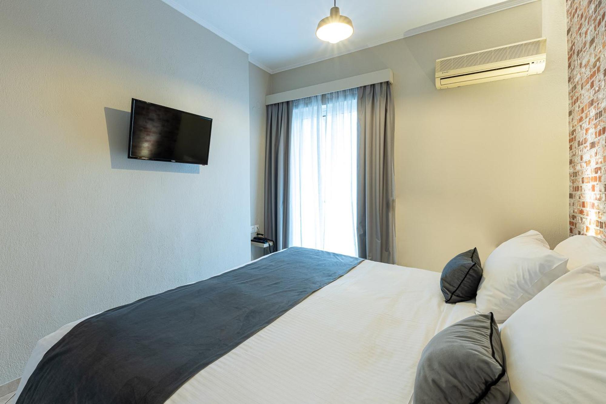 Nantin Hotel Ioannina Ngoại thất bức ảnh